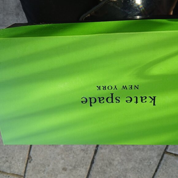Kate Spade nwt nappa heels 7.5 - Picture 2 of 4